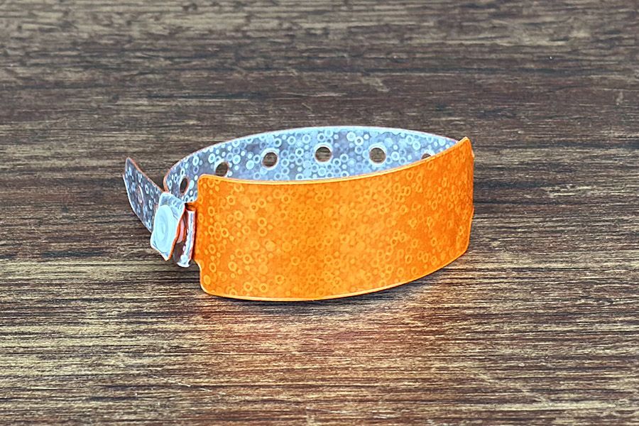 brede oranje holografische polsbandjes zonder opdruk